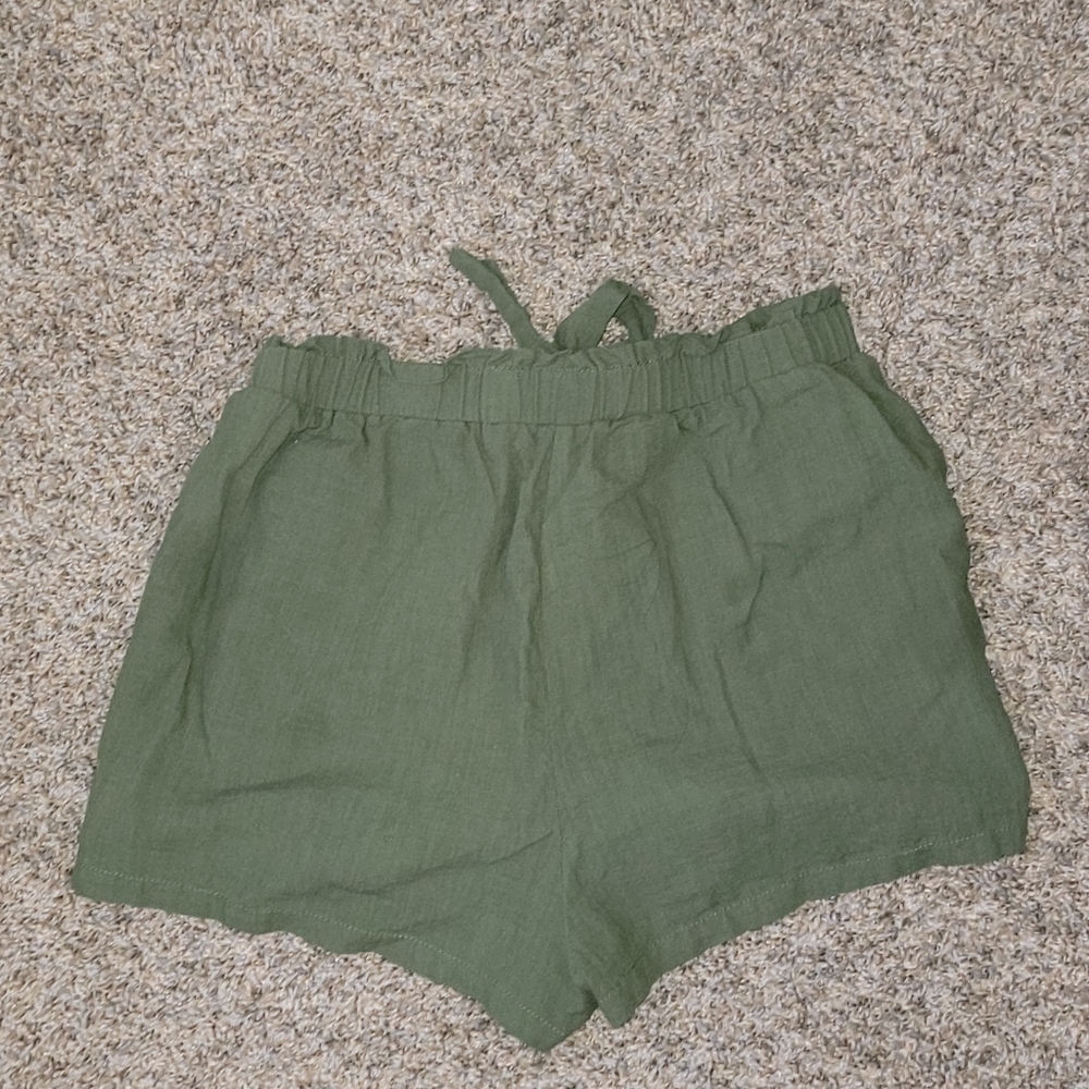 Shorts - Picture 2 of 2